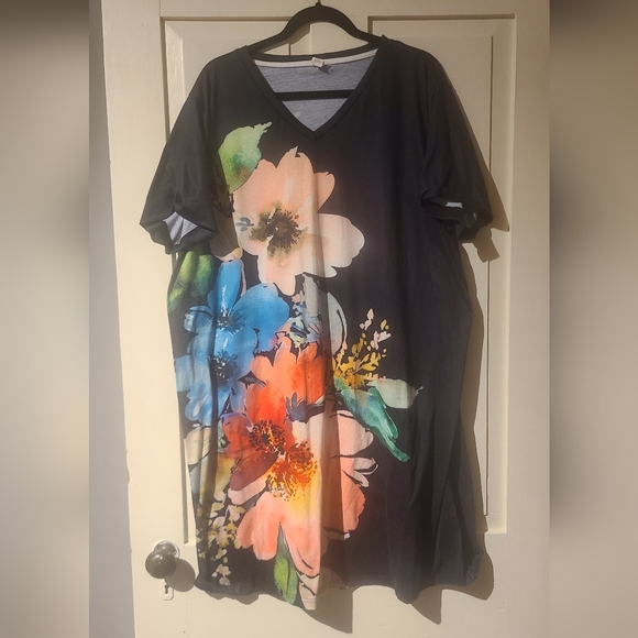 FLORAL T-SHIRT DRESS (2XL) - Picture 3 of 4
